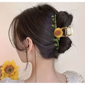 SunFlower Hair Clips Fashion‎ Flower Shaped Claw Clips NonSlip New